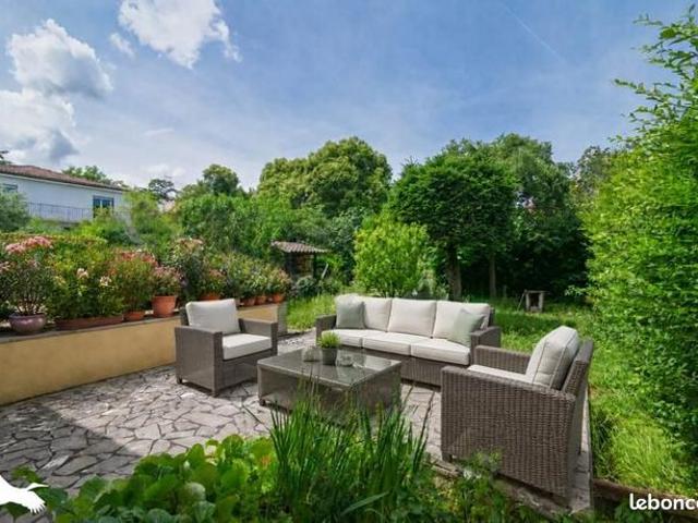 Pavillon 7 pièces 185 m²
