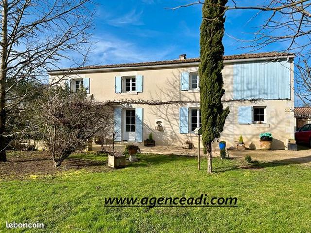 Pavillon 7 pièces 190 m²