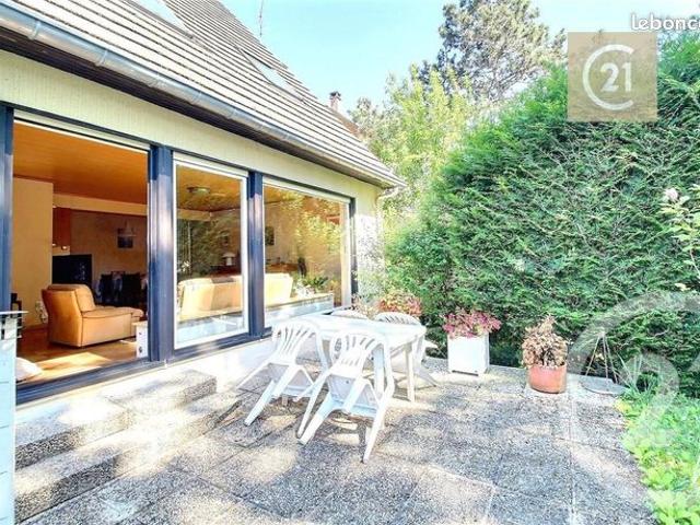 Pavillon 7 pièces 190 m²
