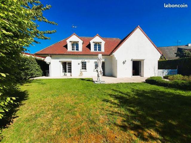 Pavillon 7 pièces 192 m²