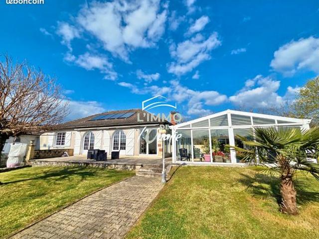 Pavillon 7 pièces 192 m²