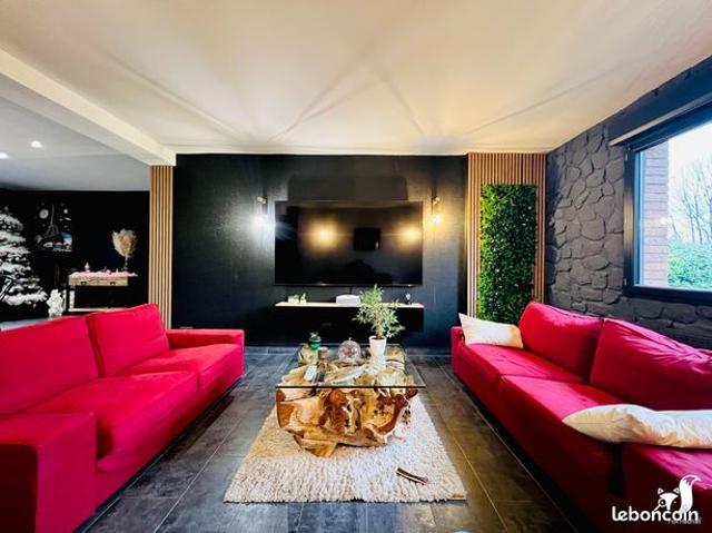 Pavillon 7 pièces 198 m²