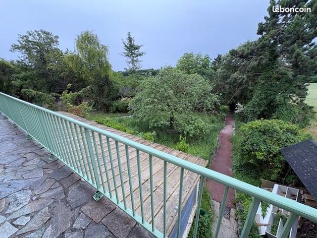 Pavillon 7 pièces 200 m²