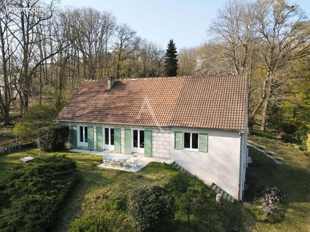 Pavillon 7 pièces 205 m²