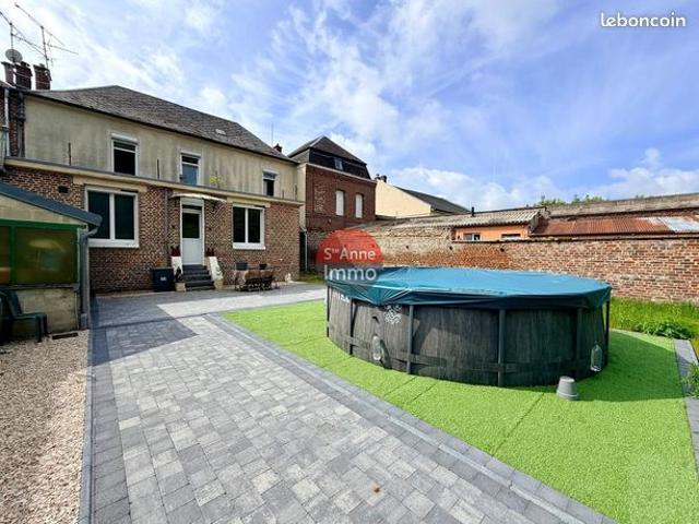 Pavillon 7 pièces 210 m²