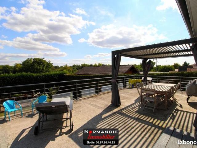 Pavillon 7 pièces 210 m²