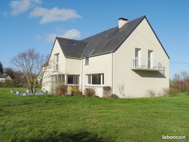Pavillon 7 pièces 211 m²
