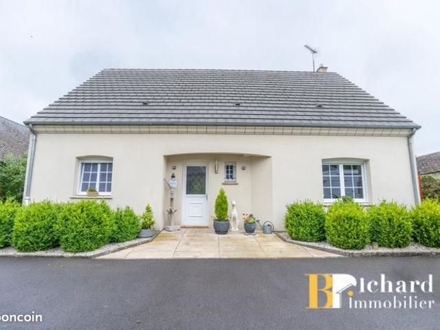 Pavillon 7 pièces 225 m²