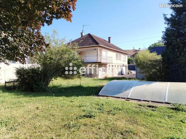 Pavillon 7 pièces 225 m²