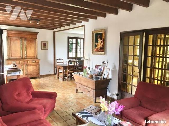 Pavillon 8 pièces 129 m²