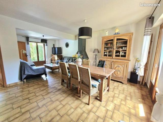 Pavillon 8 pièces 129 m²