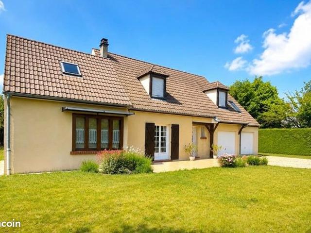 Pavillon 8 pièces 130 m²
