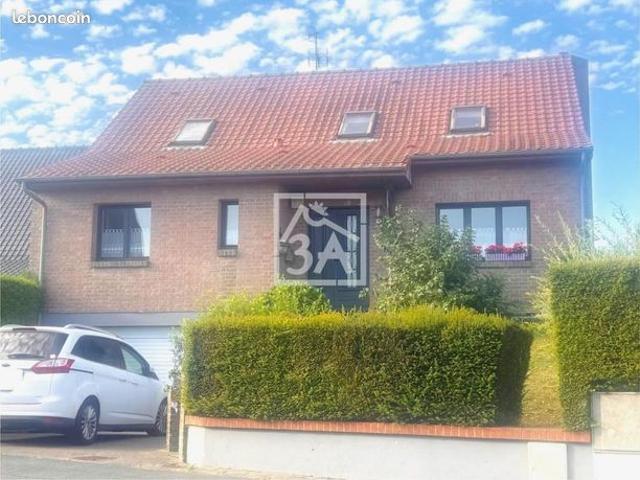 Pavillon 8 pièces 132 m²