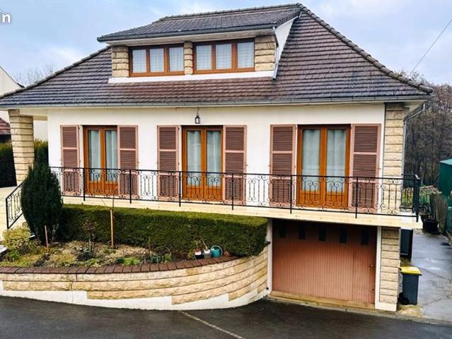 Pavillon 8 pièces 140 m²