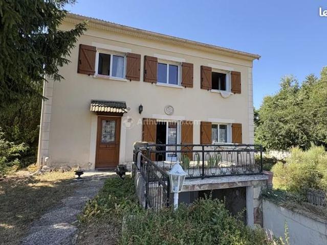 Pavillon 8 pièces 145 m²