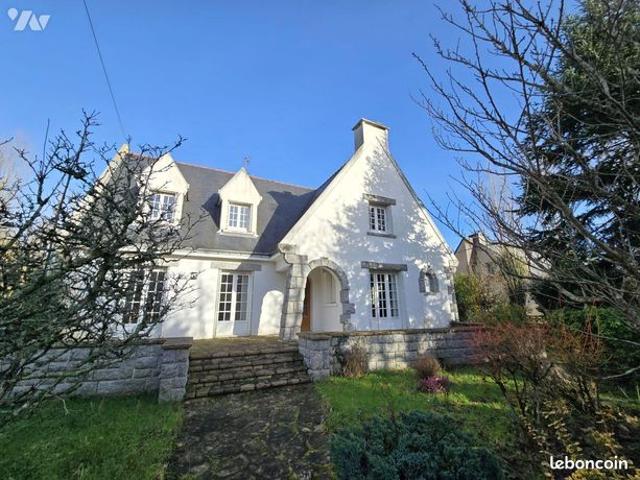 Pavillon 8 pièces 149 m²