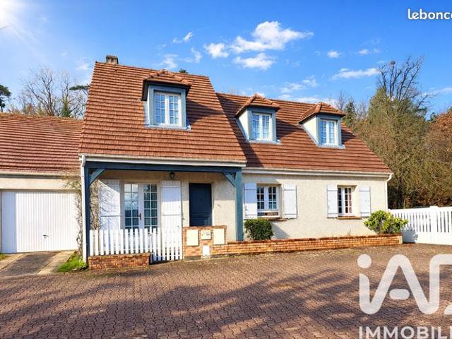 Pavillon 8 pièces 149 m²
