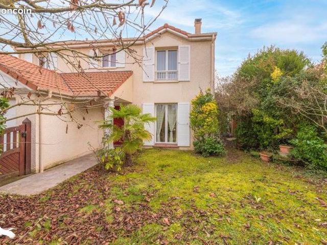 Pavillon 8 pièces 150 m²