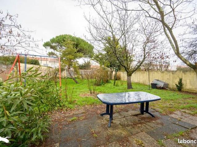 Pavillon 8 pièces 160 m²