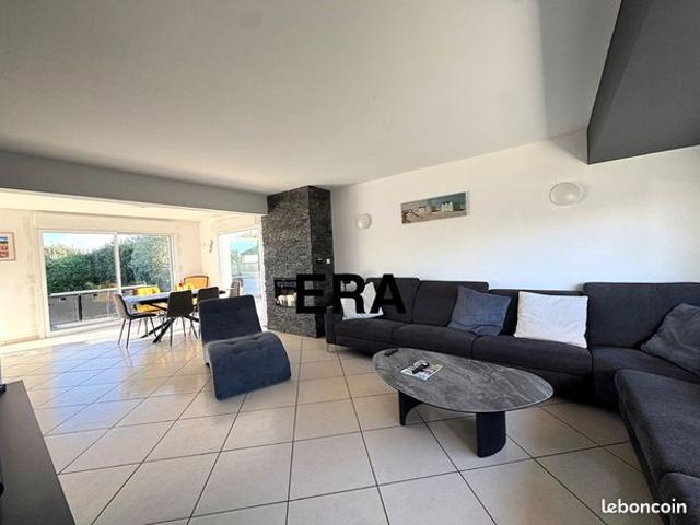 Pavillon 8 pièces 163 m²