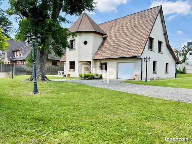 Pavillon 8 pièces 170 m²