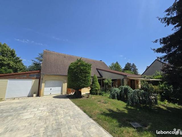 Pavillon 8 pièces 173 m²