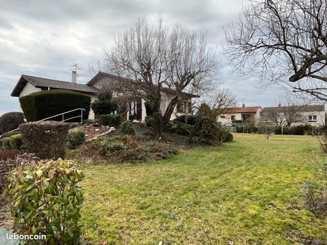 Pavillon 8 pièces 175 m²