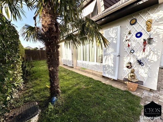 Pavillon 8 pièces 180 m²