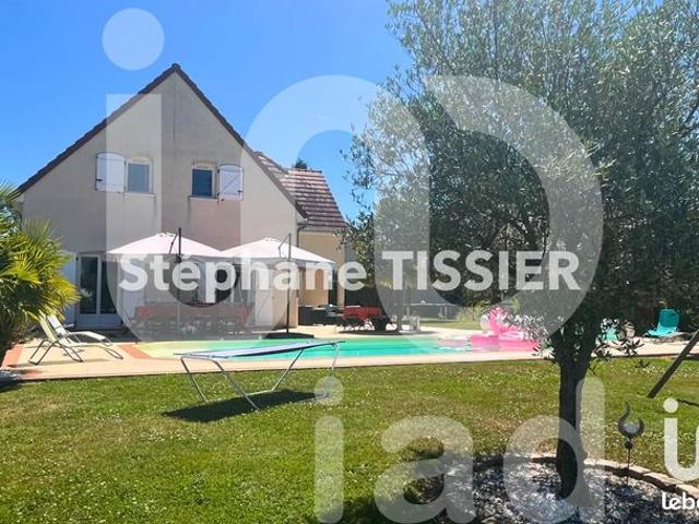 Pavillon 8 pièces 180 m²