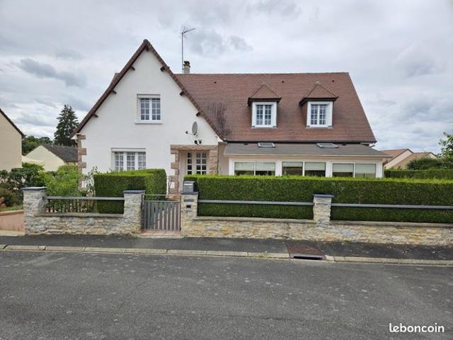 Pavillon 8 pièces 184 m²