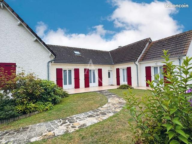 Pavillon 8 pièces 184 m²