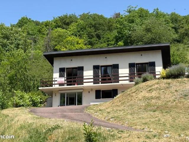 Pavillon 8 pièces 187 m²
