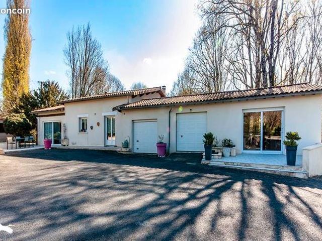 Pavillon 8 pièces 187 m²
