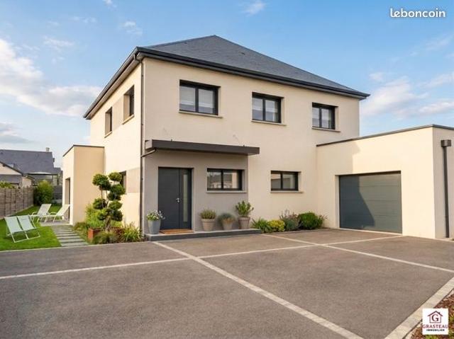 Pavillon 8 pièces 192 m²
