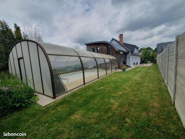 Pavillon 8 pièces 205 m²