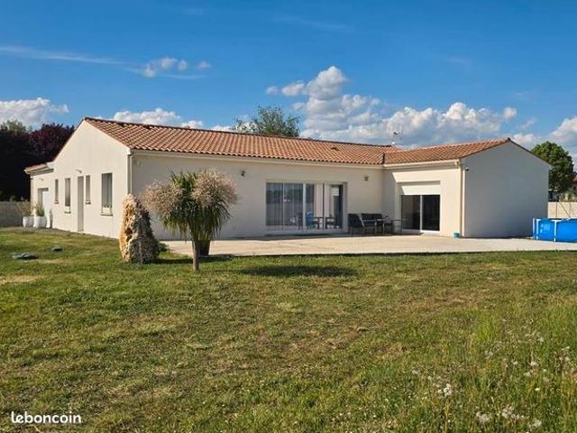 Pavillon 8 pièces 205 m²