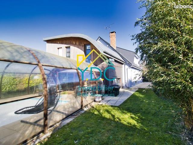Pavillon 8 pièces 205 m²