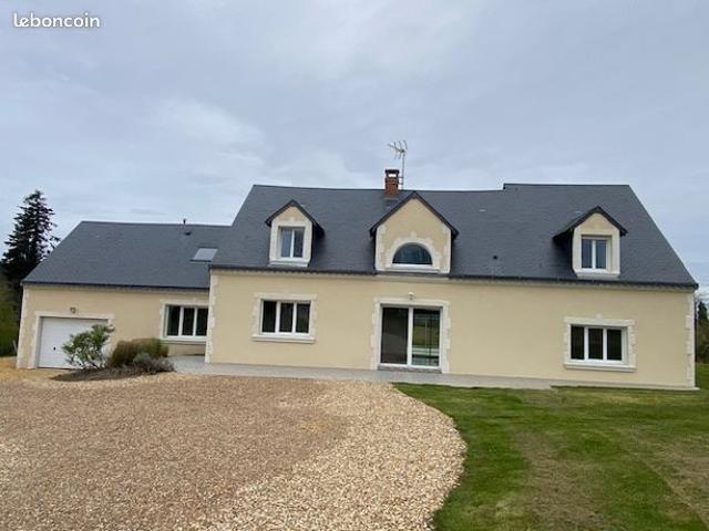 Pavillon 8 pièces 209 m²
