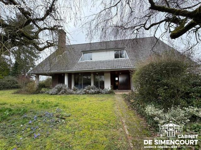 Pavillon 8 pièces 223 m²