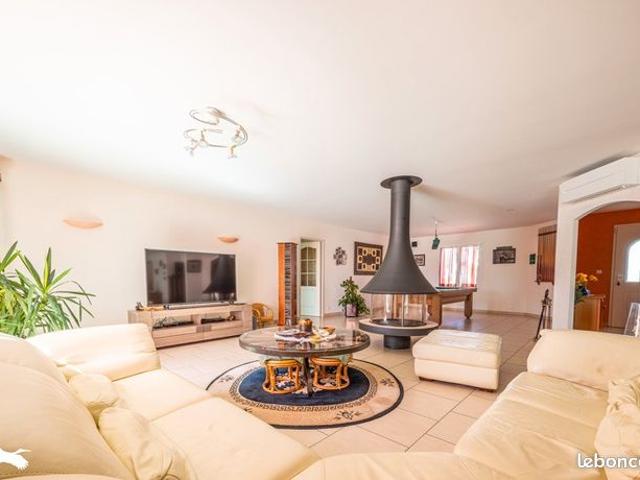 Pavillon 8 pièces 224 m²