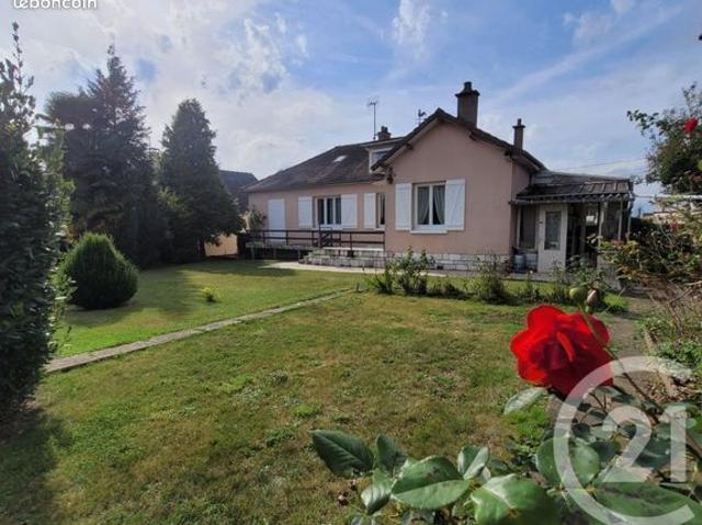Pavillon 9 pièces 111 m²