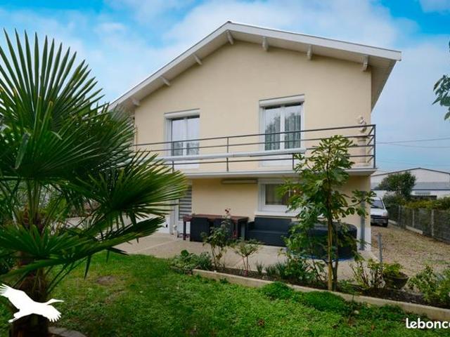 Pavillon 9 pièces 129 m²