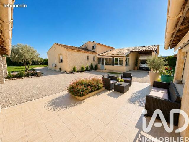 Pavillon 9 pièces 150 m²