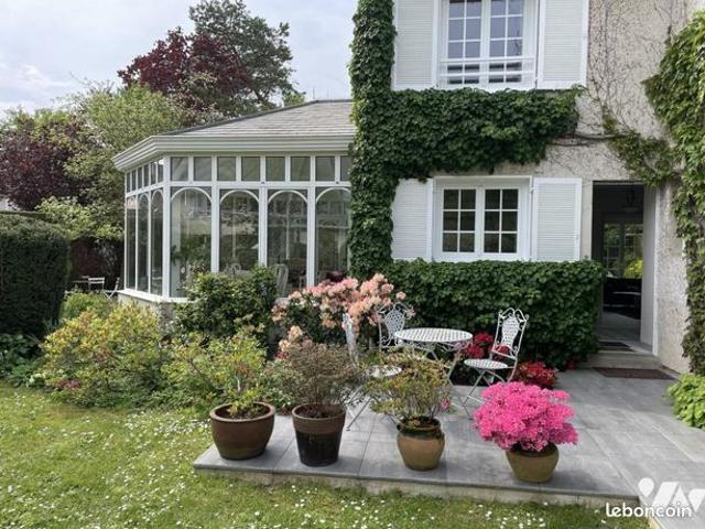 Pavillon 9 pièces 150 m²