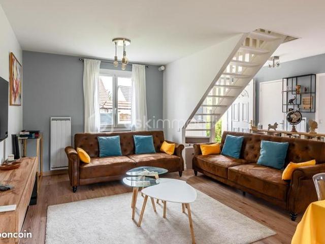Pavillon 9 pièces 151 m²