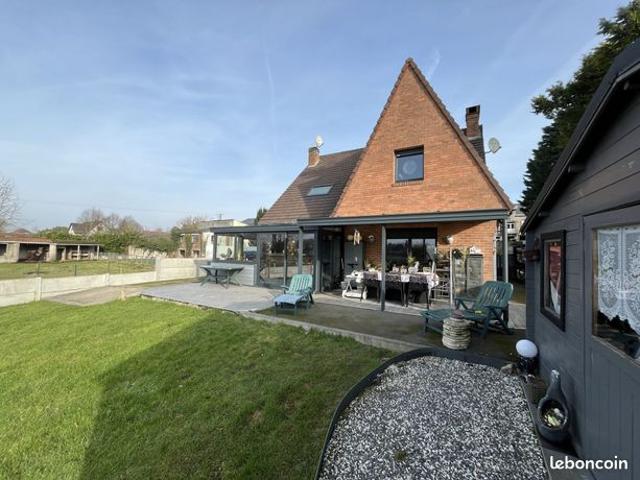 Pavillon 9 pièces 155 m²