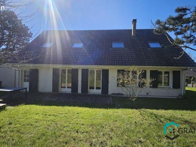 Pavillon 9 pièces 158 m²