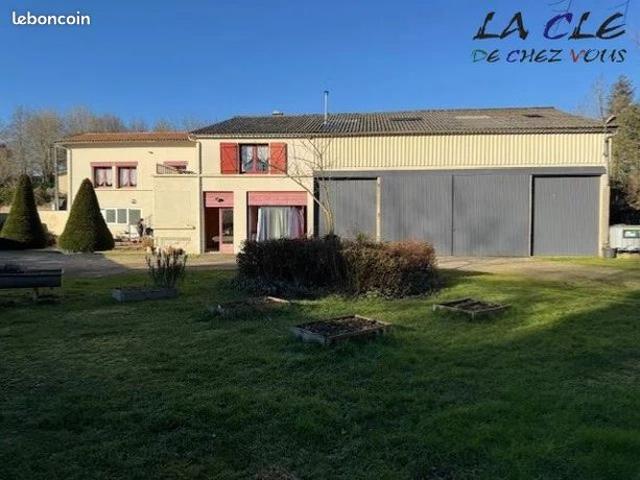 Pavillon 9 pièces 170 m²