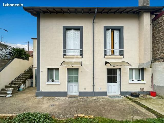 Pavillon 9 pièces 174 m²