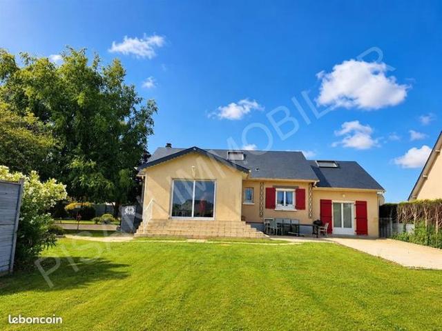 Pavillon 9 pièces 177 m²